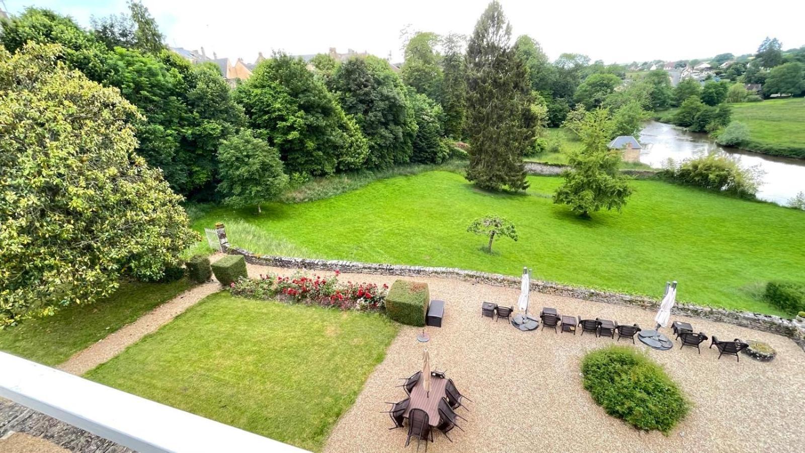 Le Clos De Paris Френе-сюр-Сарт Экстерьер фото