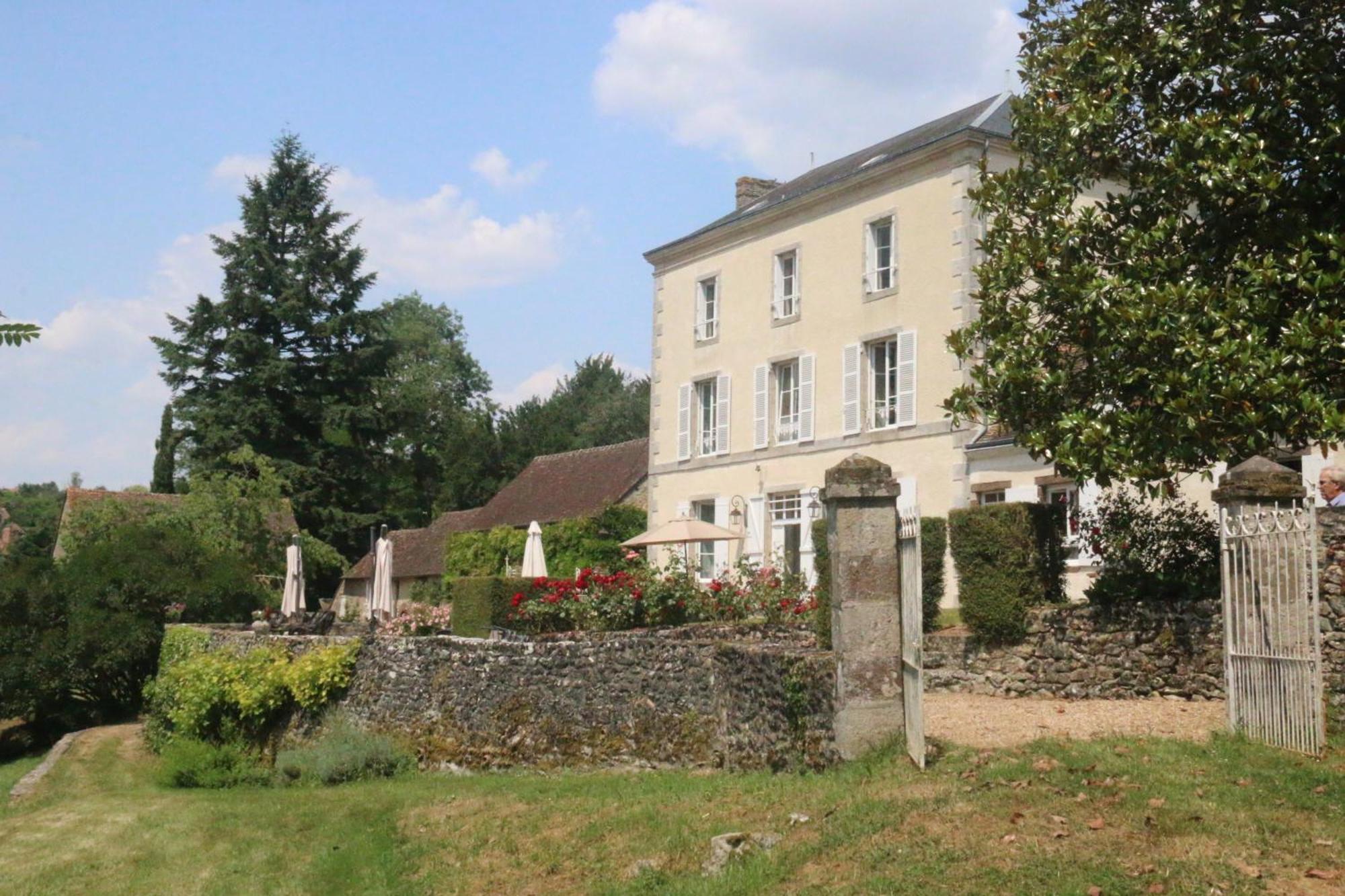 Le Clos De Paris Френе-сюр-Сарт Экстерьер фото
