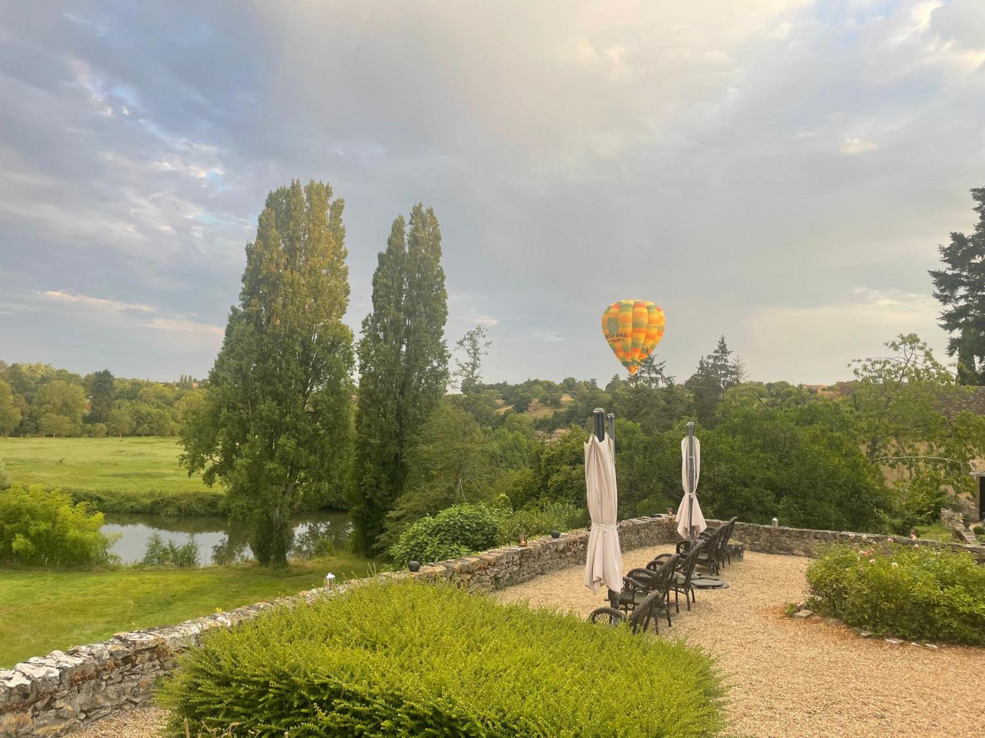 Le Clos De Paris Френе-сюр-Сарт Экстерьер фото